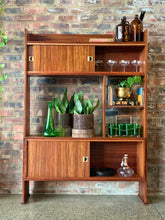 Load image into Gallery viewer, Retro Wall Unit