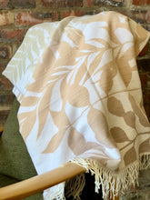 Load image into Gallery viewer, Winter Blanket / Throw