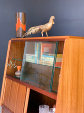 Load image into Gallery viewer, G-Plan Bookcase / Drinks Cabinet