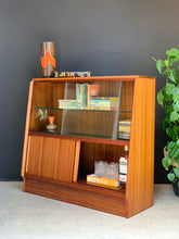 Load image into Gallery viewer, G-Plan Bookcase / Drinks Cabinet