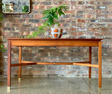 Load image into Gallery viewer, Mid-Century dining room table
