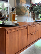 Load image into Gallery viewer, Mid-Century Meredew Sideboard