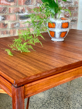 Load image into Gallery viewer, Mid-Century dining room table