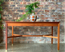 Load image into Gallery viewer, Mid-Century dining room table