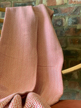 Load image into Gallery viewer, Cotton Throw