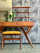 Load image into Gallery viewer, Novocraft Dressing Table & Chair