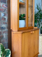Load image into Gallery viewer, Turnidge of London corner cabinet