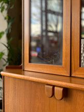Load image into Gallery viewer, Turnidge of London corner cabinet