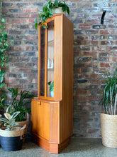 Load image into Gallery viewer, Turnidge of London corner cabinet