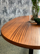Load image into Gallery viewer, DS Vorster dining table