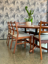 Load image into Gallery viewer, DS Vorster dining table