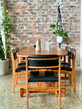 Load image into Gallery viewer, Novocraft dining chairs