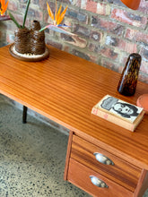Load image into Gallery viewer, Retro Desk