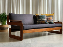 Load image into Gallery viewer, Retro Grafton Everest Couch