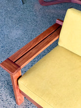 Load image into Gallery viewer, Retro Cubist Chair