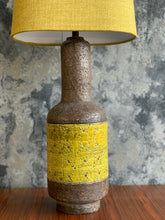 Load image into Gallery viewer, Retro pottery lamp