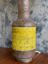 Load image into Gallery viewer, Retro pottery lamp
