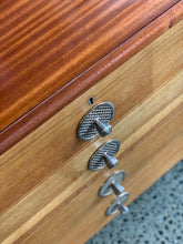 Load image into Gallery viewer, Retro Dressing table