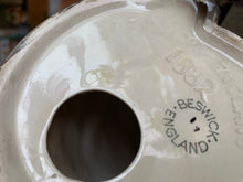 Load image into Gallery viewer, Beswick Siamese Cat