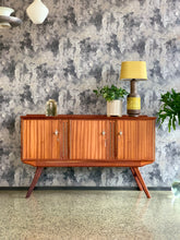 Load image into Gallery viewer, Retro Sideboard