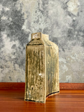 Load image into Gallery viewer, Mid-Century vase