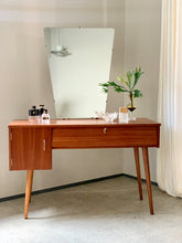 Load image into Gallery viewer, Mid-Century Frystark Dressing Table