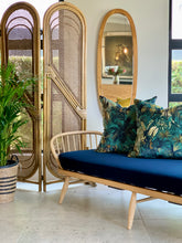 Load image into Gallery viewer, Mid-Century Lubis Daybed/Couch