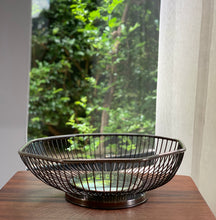 Load image into Gallery viewer, Vintage Steel Bowls