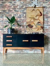 Load image into Gallery viewer, Retro Sideboard