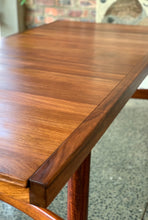 Load image into Gallery viewer, Mid-Century Artecasa Dining Set