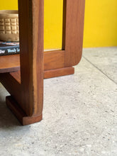Load image into Gallery viewer, Vintage Art Deco Round Side Table