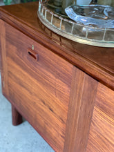 Load image into Gallery viewer, Kiaat Artecasa Sideboard