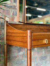 Load image into Gallery viewer, Mid-Century dressing table