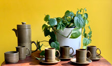 Load image into Gallery viewer, Retro Olive Coffee Set