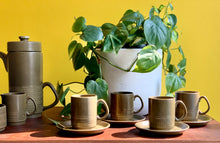 Load image into Gallery viewer, Retro Olive Coffee Set