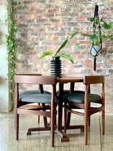 Load image into Gallery viewer, Round Imbuia dining table