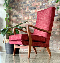 Load image into Gallery viewer, Parker Knoll chair in Hertex Regale