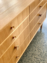Load image into Gallery viewer, Meredew dresser chest