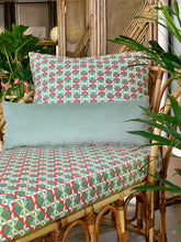 Load image into Gallery viewer, Retro Cane Daybed