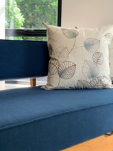 Load image into Gallery viewer, Mid-Century Oak Daybed / Couch