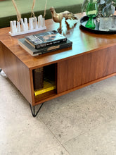 Load image into Gallery viewer, Coffee Table (Double Sided)