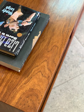 Load image into Gallery viewer, Coffee Table (Double Sided)