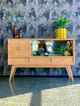 Load image into Gallery viewer, 1960's Duros sideboard with original glass