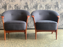 Load image into Gallery viewer, Pair of Mid-Century armchairs