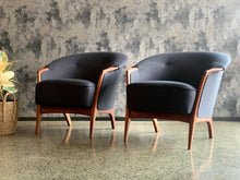 Load image into Gallery viewer, Pair of Mid-Century armchairs
