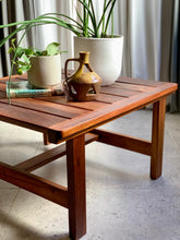 Load image into Gallery viewer, Mid-Century Kallenbach Coffee / Side Table