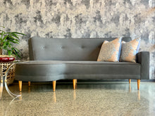 Load image into Gallery viewer, Retro chaise lounge