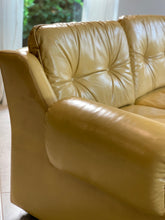 Load image into Gallery viewer, Vintage Leather Couch