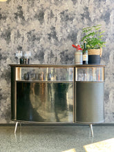 Load image into Gallery viewer, 50's Curved bar with Formica Top