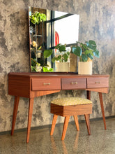 Load image into Gallery viewer, Mid-Century modern dresser
